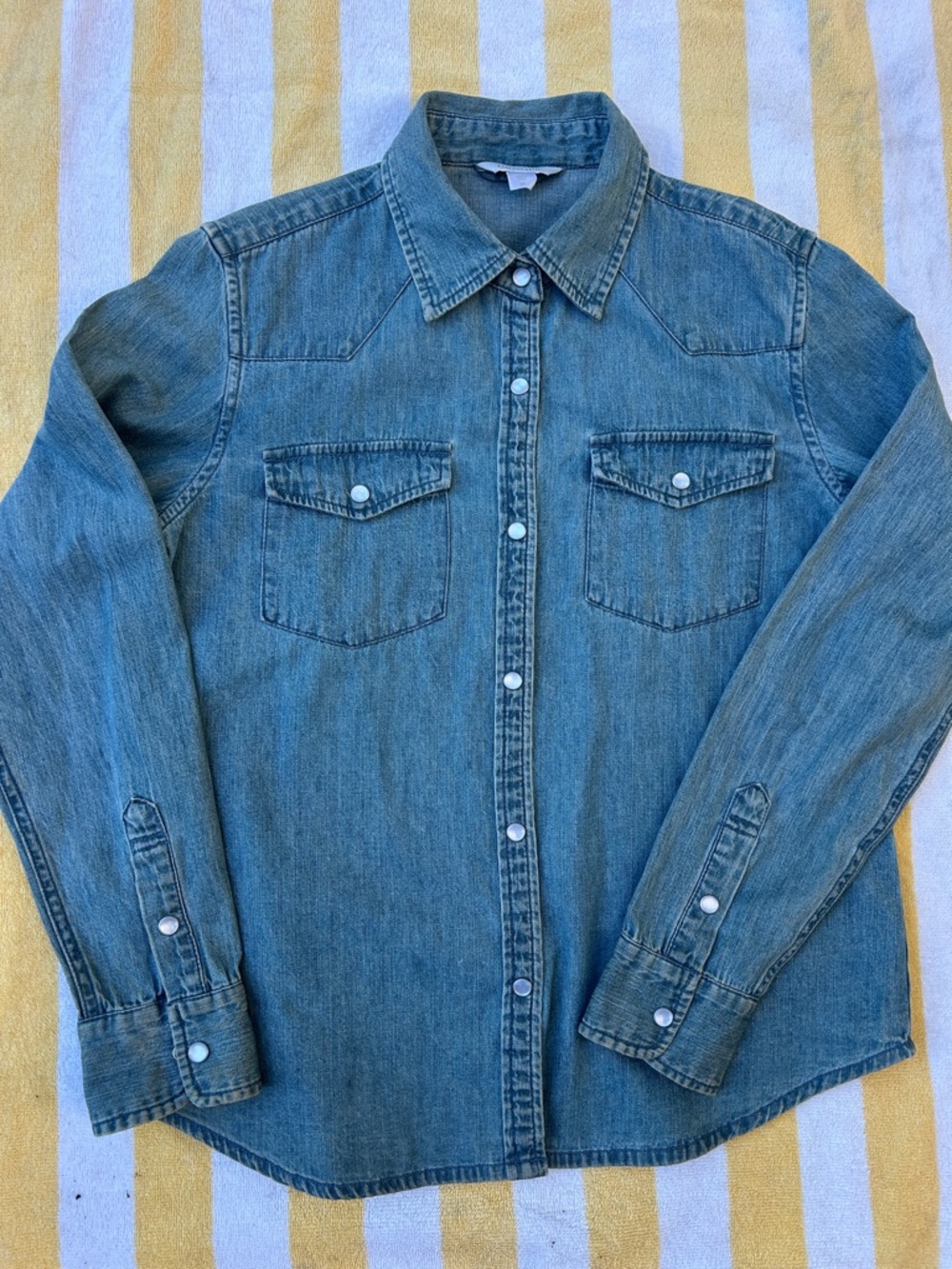 Garnet Hill pearl snap front chambray shirt